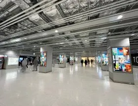 東京メトロ日比谷線「虎ノ門ヒルズ駅」