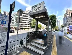A1出入口（地上）