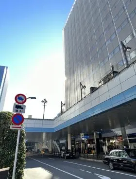 三田ステーションビルアミタの外観