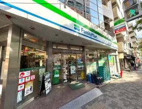 ファミリーマート