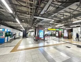 JR新橋駅