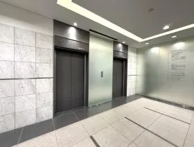 CROSS COOP(クロスコープ)新宿SOUTHの外観