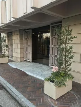 虎ノ門実業会館四谷ビル(T.J.K四谷)の外観