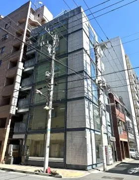 ピラミッドビルの外観