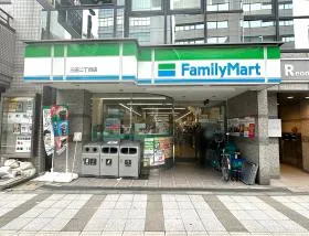 ファミリーマート