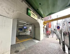 中央・総武線「水道橋駅」西口を出たら左に進む