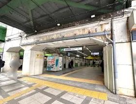 中央・総武線「水道橋駅」東口からもアクセスしやすい