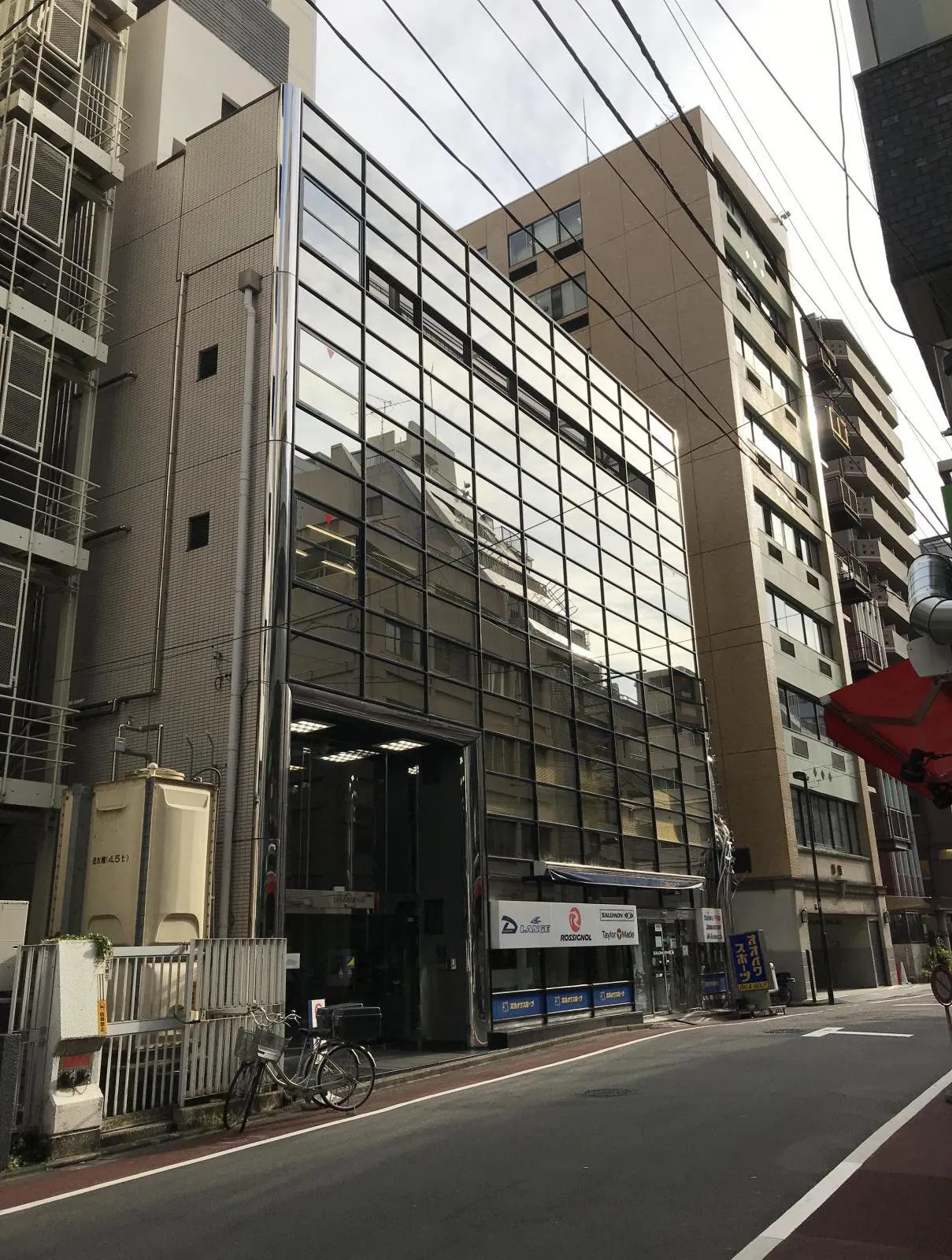 サンブリヂ小川町ビルの外観写真