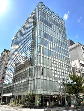 CROSS COOP新宿AVENUEビルの外観