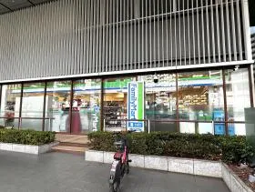 ファミリーマート