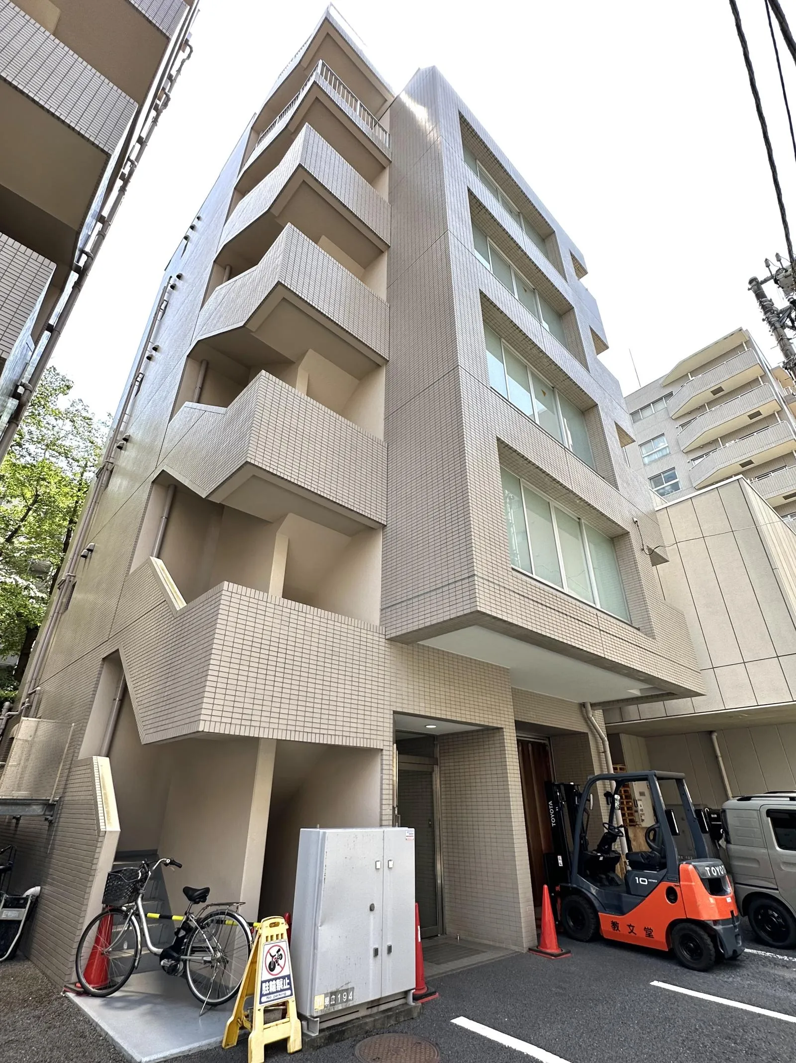 神楽坂ファーストビルの外観写真
