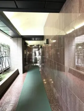 ASTRA 中目黒(旧WIND NAKAMEGURO BLDG.)の外観