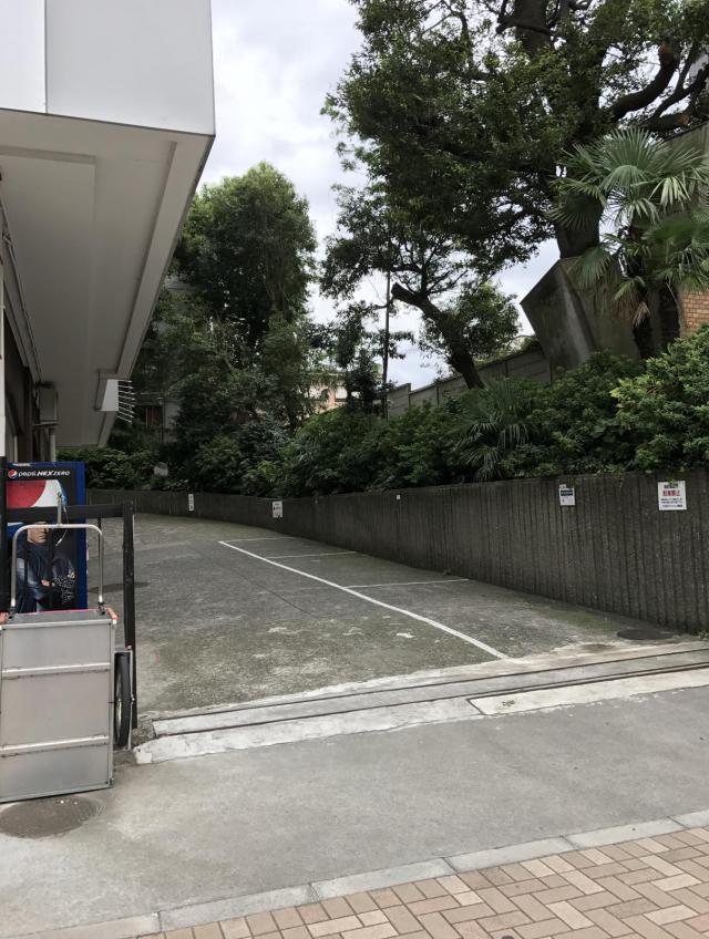 東京都渋谷区代々木4