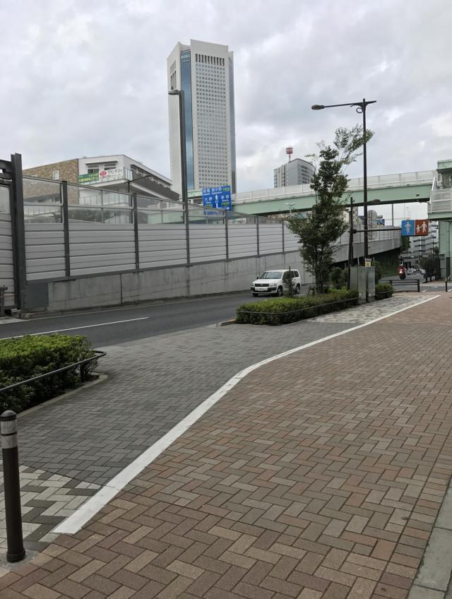 東京都渋谷区代々木4