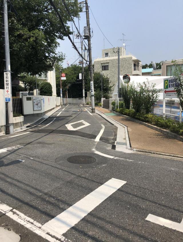 東京都新宿区信濃町