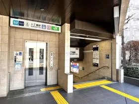 エレベーターor階段で上がる