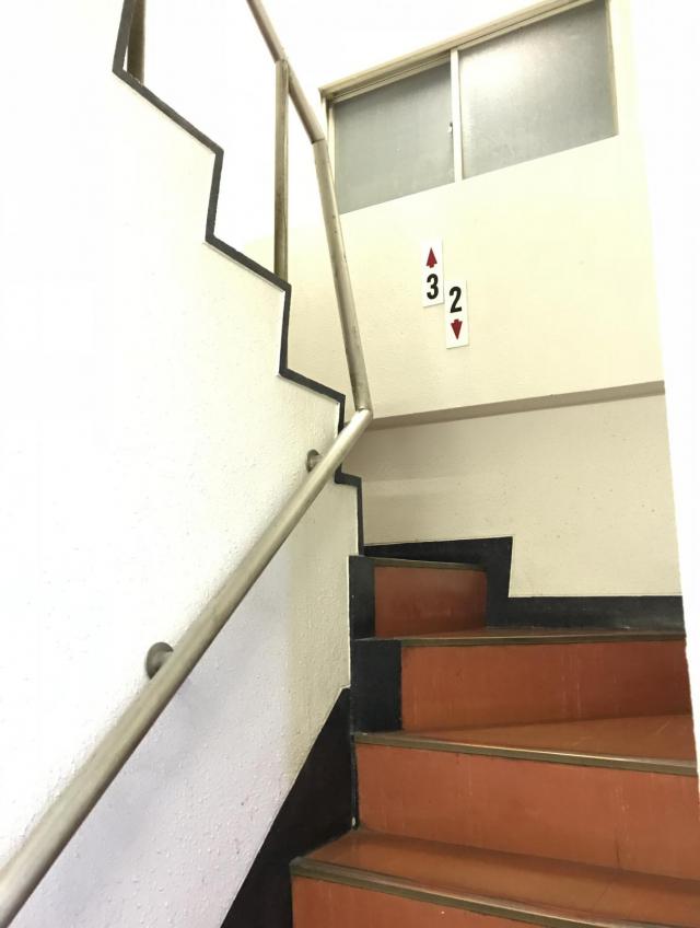東京都千代田区神田猿楽町