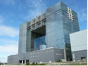 テレコムセンタービルの外観写真