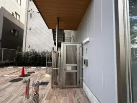鈴福ビルの外観