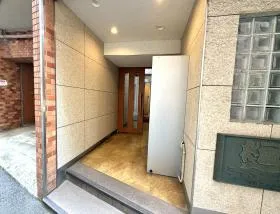 ライオンズ三田の外観