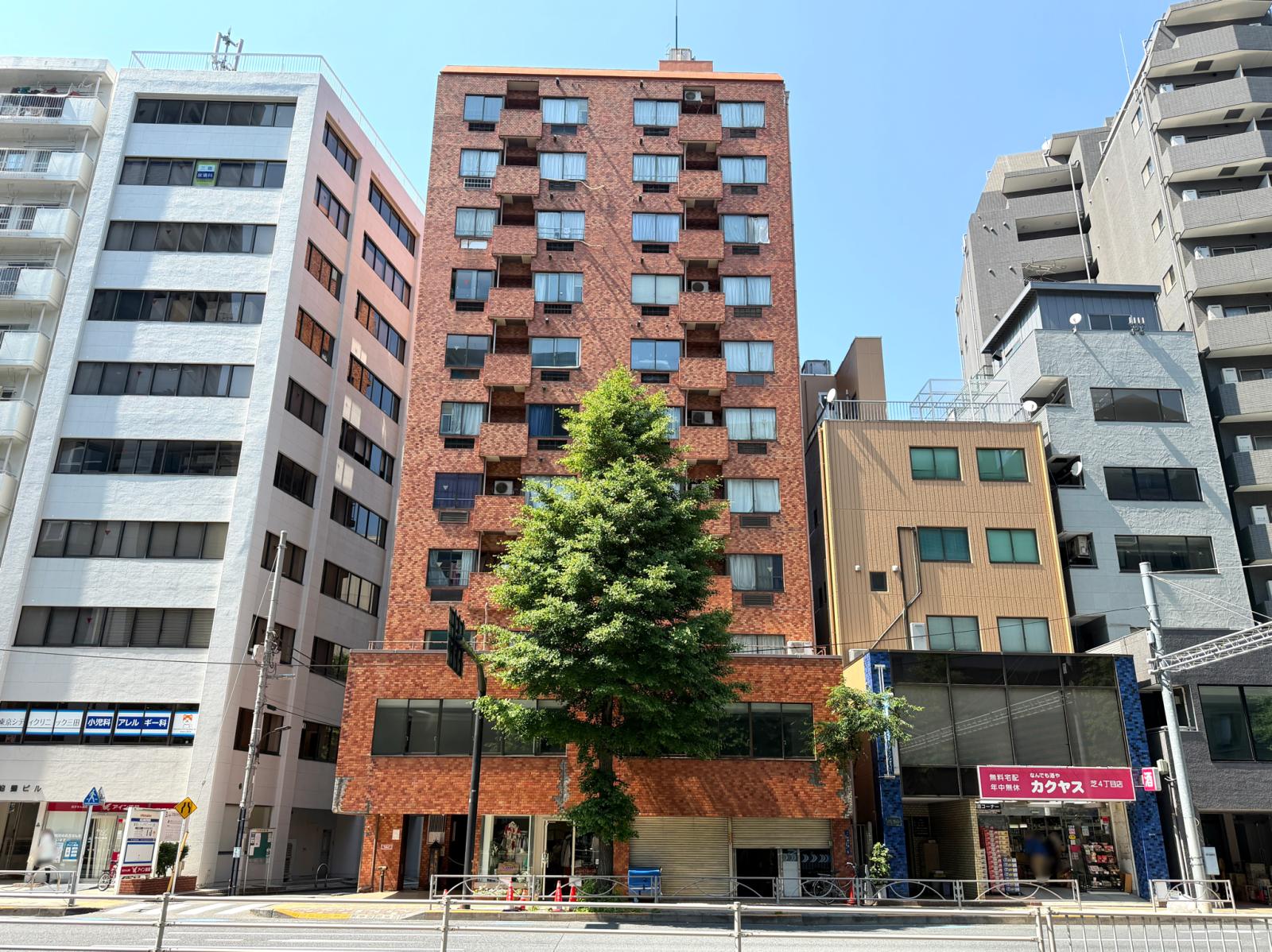 東京都港区芝4