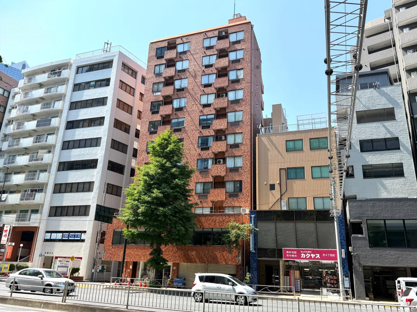 東京都港区芝4
