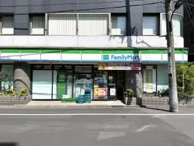 ファミリーマート