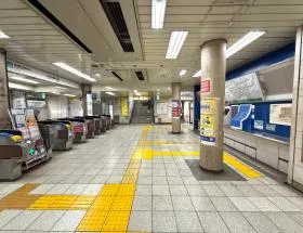 小伝馬町駅（東京メトロ日比谷線）