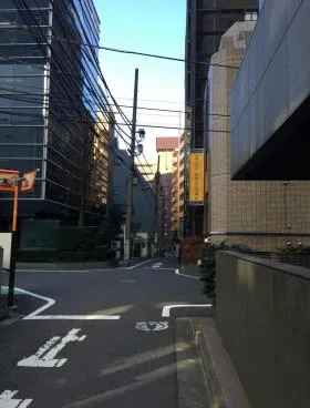 PALTビルの外観