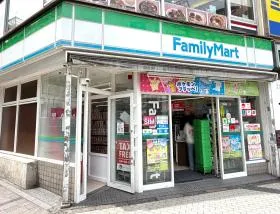 ファミリーマート