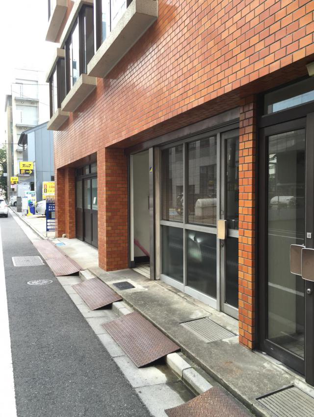 東京都中央区新川