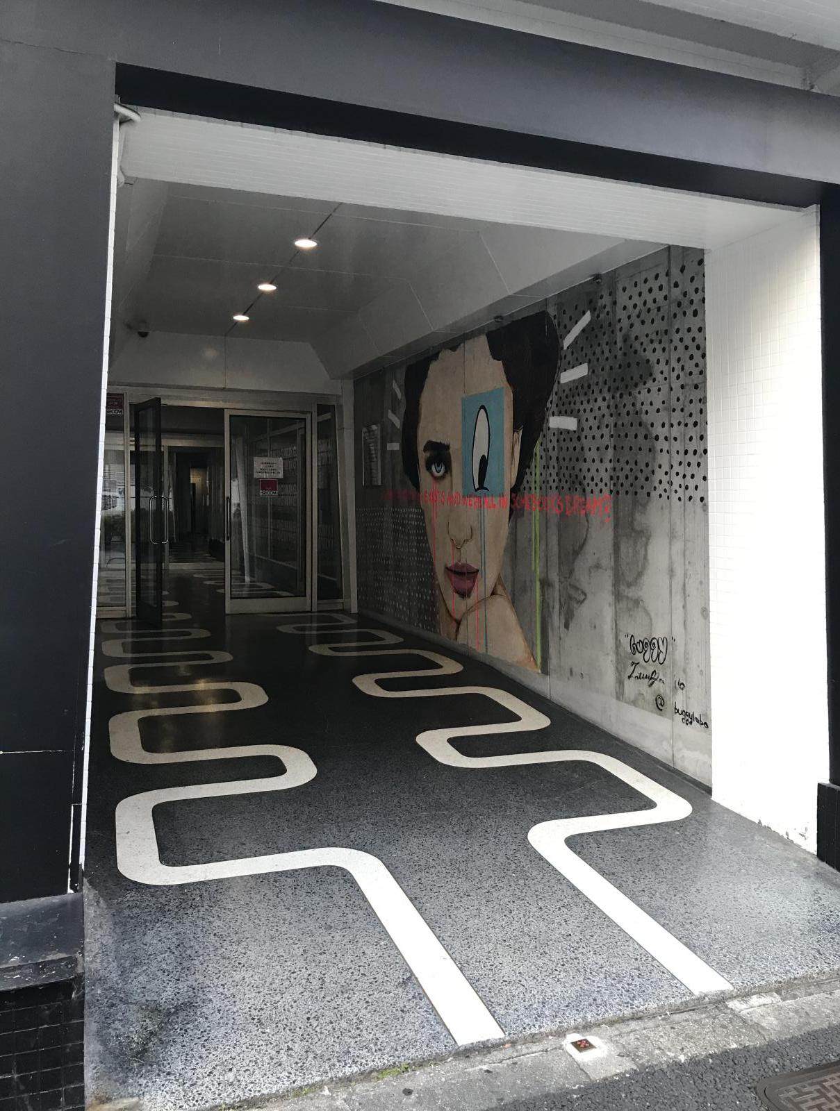 東京都新宿区大久保1