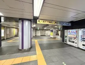 神保町駅（都営新宿線・都営三田線・東京メトロ半蔵門線）