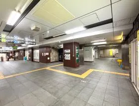 神保町駅（都営新宿線・都営三田線・東京メトロ半蔵門線）