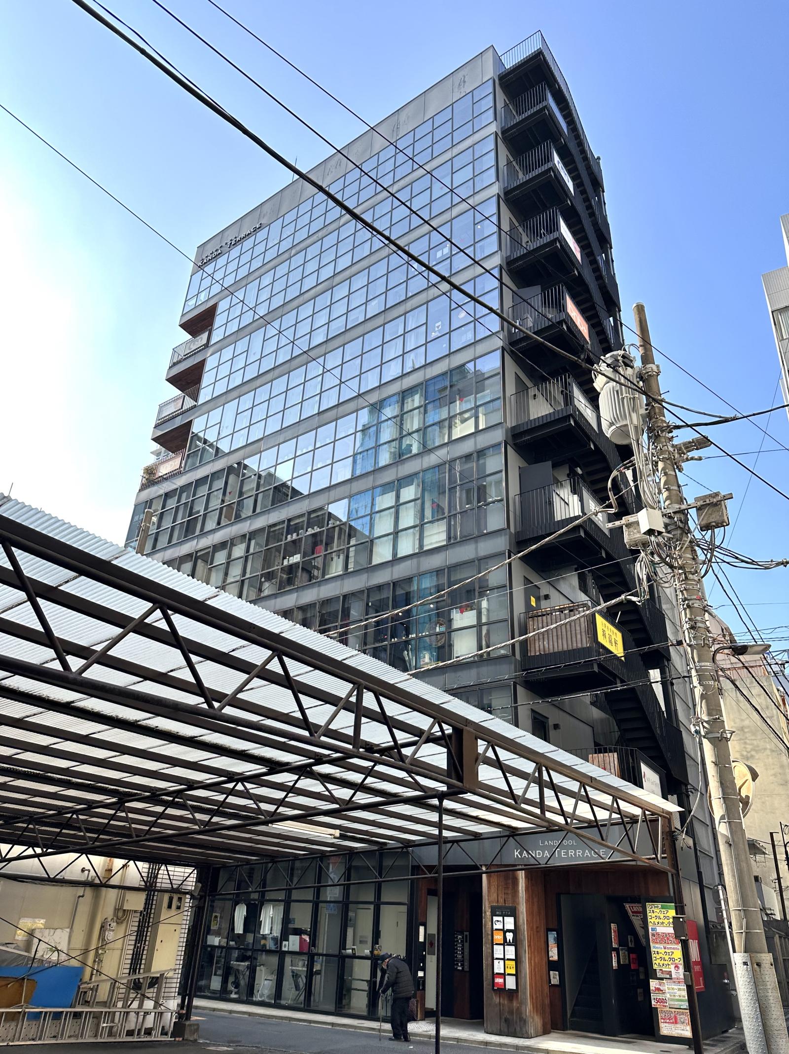 東京都千代田区神田錦町