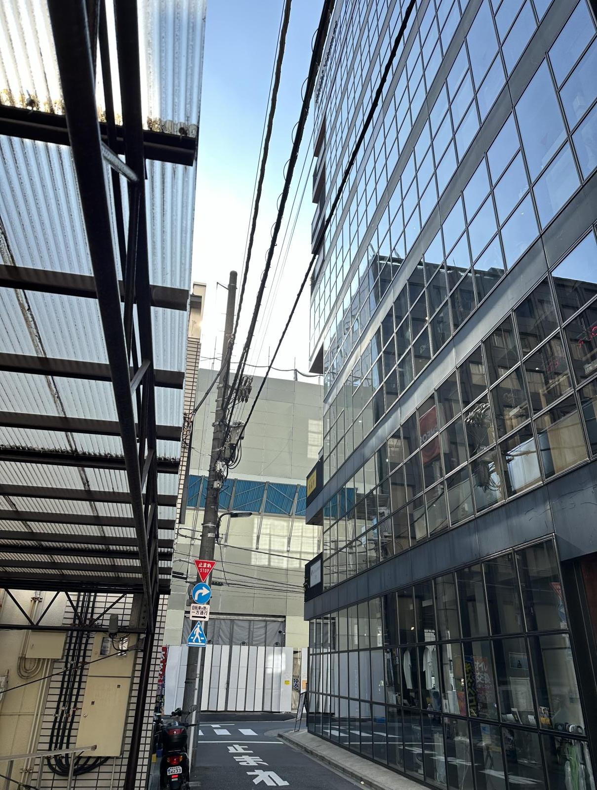 東京都千代田区神田錦町