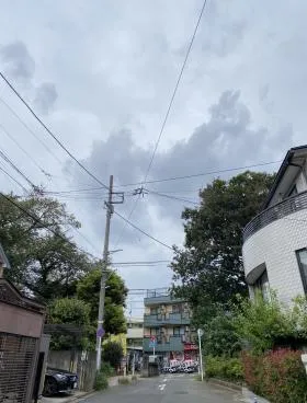 ヒルズ西原の外観