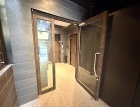 ILLUMIRISE 神保町の外観