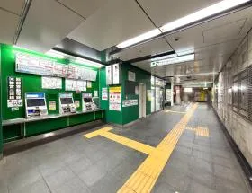 神保町駅（都営新宿線・都営三田線・東京メトロ半蔵門線）