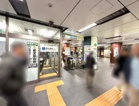 神保町駅（都営新宿線・都営三田線・東京メトロ半蔵門線）