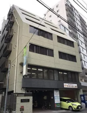 ヴァルス山下町ビルの外観