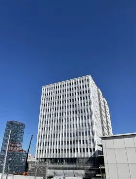 ViNA GARDENSビルの外観