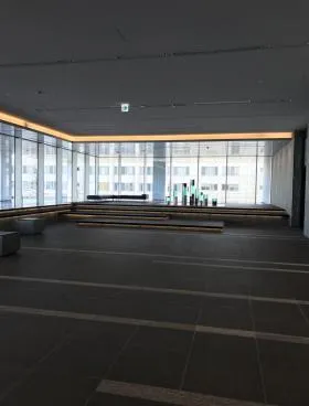 ViNA GARDENSビルの外観
