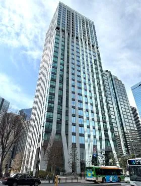 Dタワー西新宿の外観