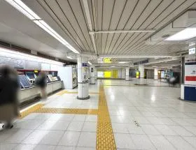 西新宿駅（東京メトロ丸ノ内線）