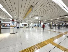 西新宿駅（東京メトロ丸ノ内線）