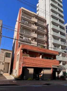 クイーンハイツ三田の外観