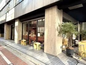 カフェ