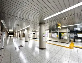 都営新宿線「岩本町駅」