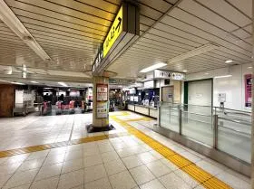 淡路町駅